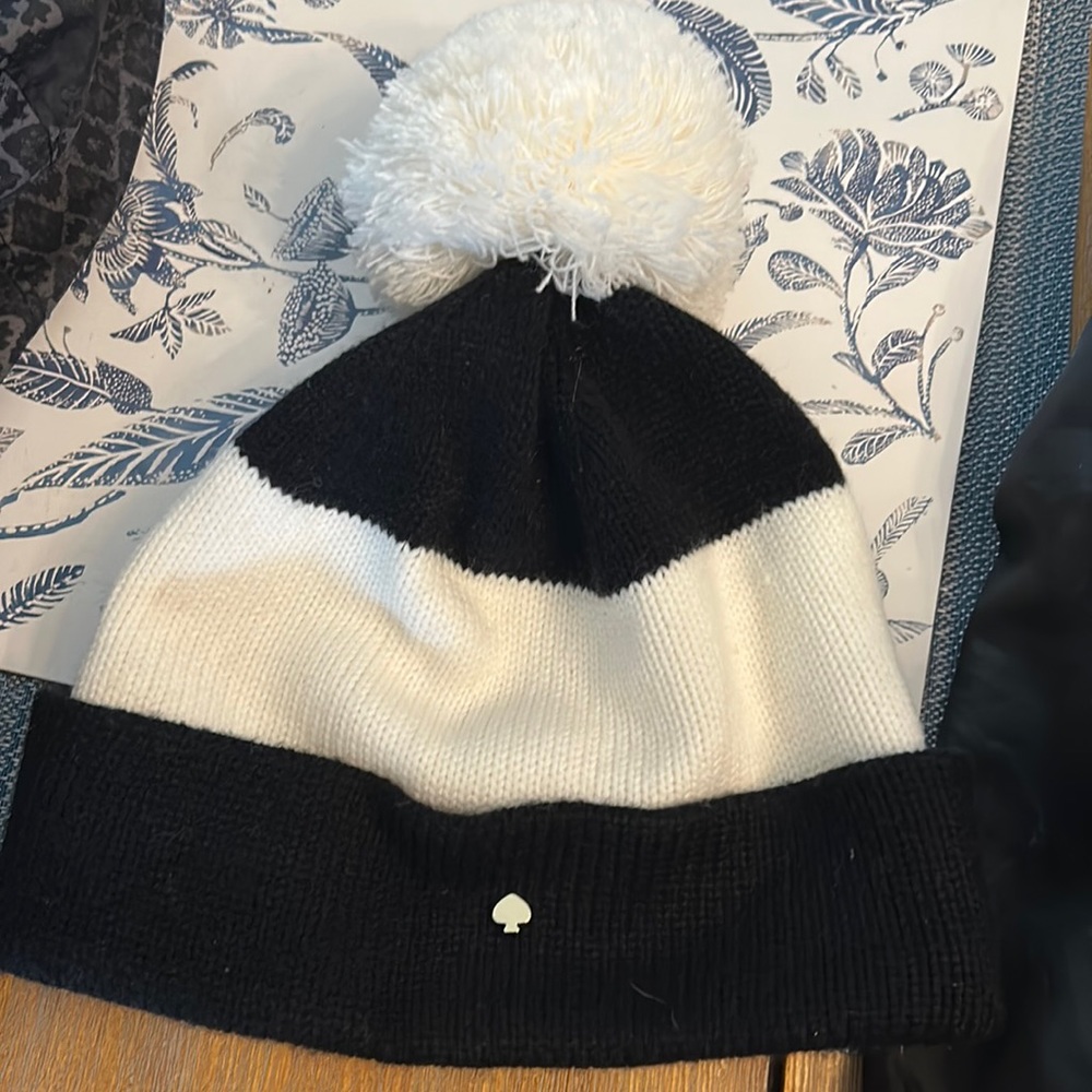 Kate spade black and white beanie with Pom Pom